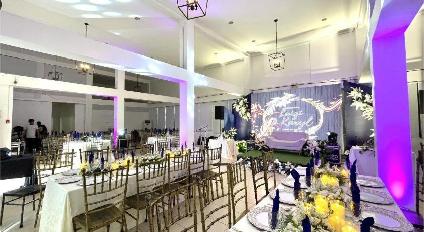 The Mansion Hotel Mabalacat Exterior photo